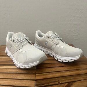 On Women's Athletic Shoes - Tan, White